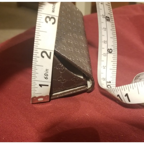 Collapsible Gucci Eyeglass Case - Picture 5 of 7